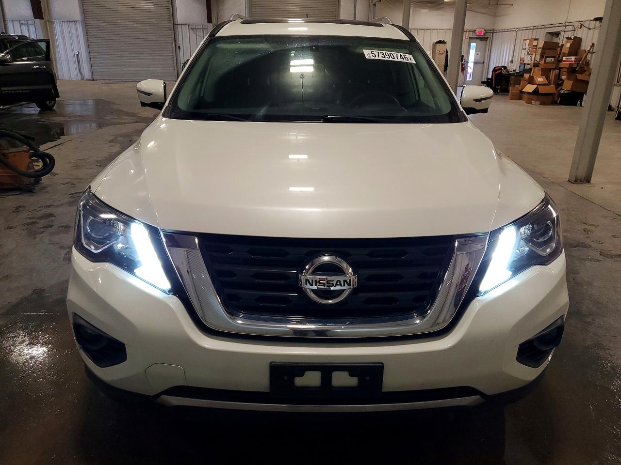 2017 Nissan Pathfinder Platinum White vin: 5N1DR2MM8HC674760