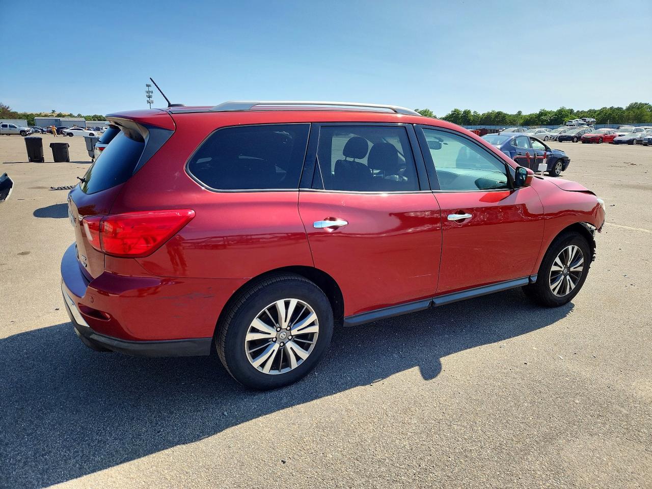 2017 Nissan Pathfinder Sv Red vin: 5N1DR2MM8HC694099