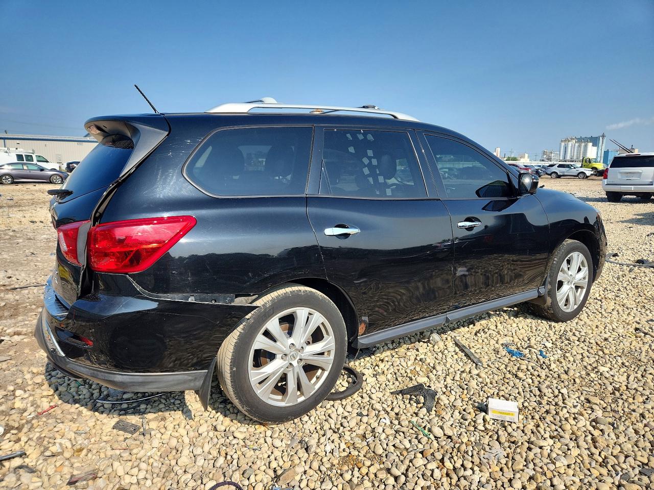 2018 Nissan Pathfinder Sl Black vin: 5N1DR2MM8JC652764