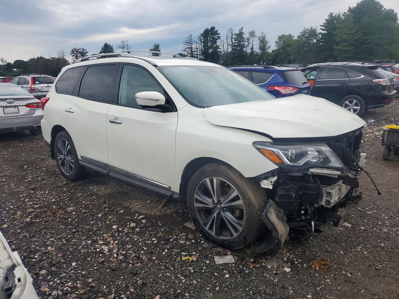2017 Nissan Pathfinder S White vin: 5N1DR2MM9HC909800