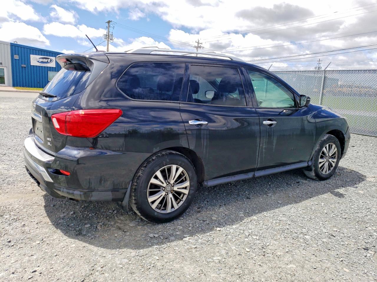 2018 Nissan Pathfinder S Черный vin: 5N1DR2MM9JC639151
