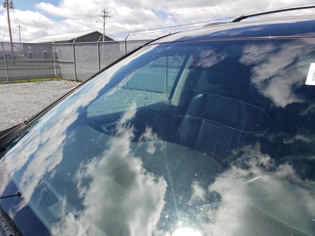 2018 Nissan Pathfinder S Черный vin: 5N1DR2MM9JC639151 Damage: Windshield, Broken, Replacement Required