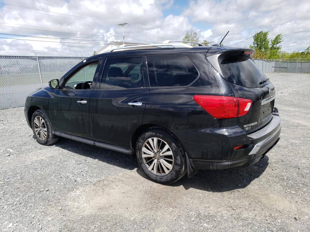 2018 Nissan Pathfinder S Черный vin: 5N1DR2MM9JC639151 Damage: Left Front Door, Dent(S) W/ Paint Dmg, 1 To 2 Inches