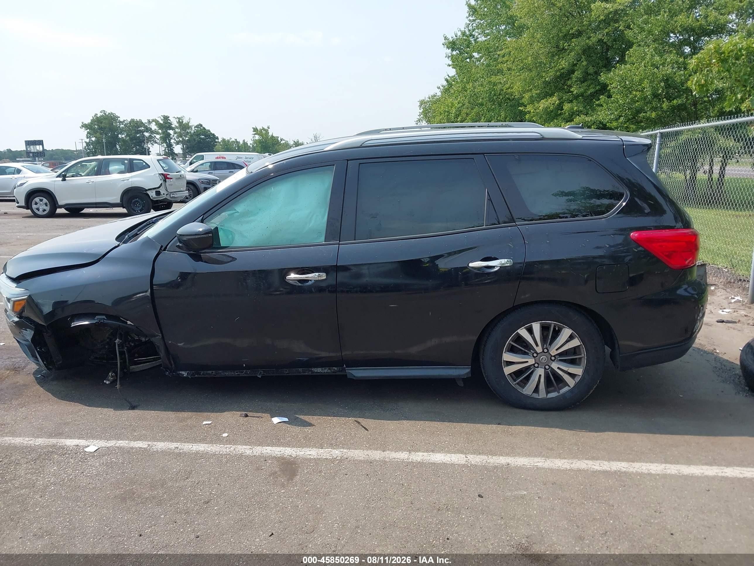 2018 Nissan Pathfinder Sv Black vin: 5N1DR2MM9JC670707