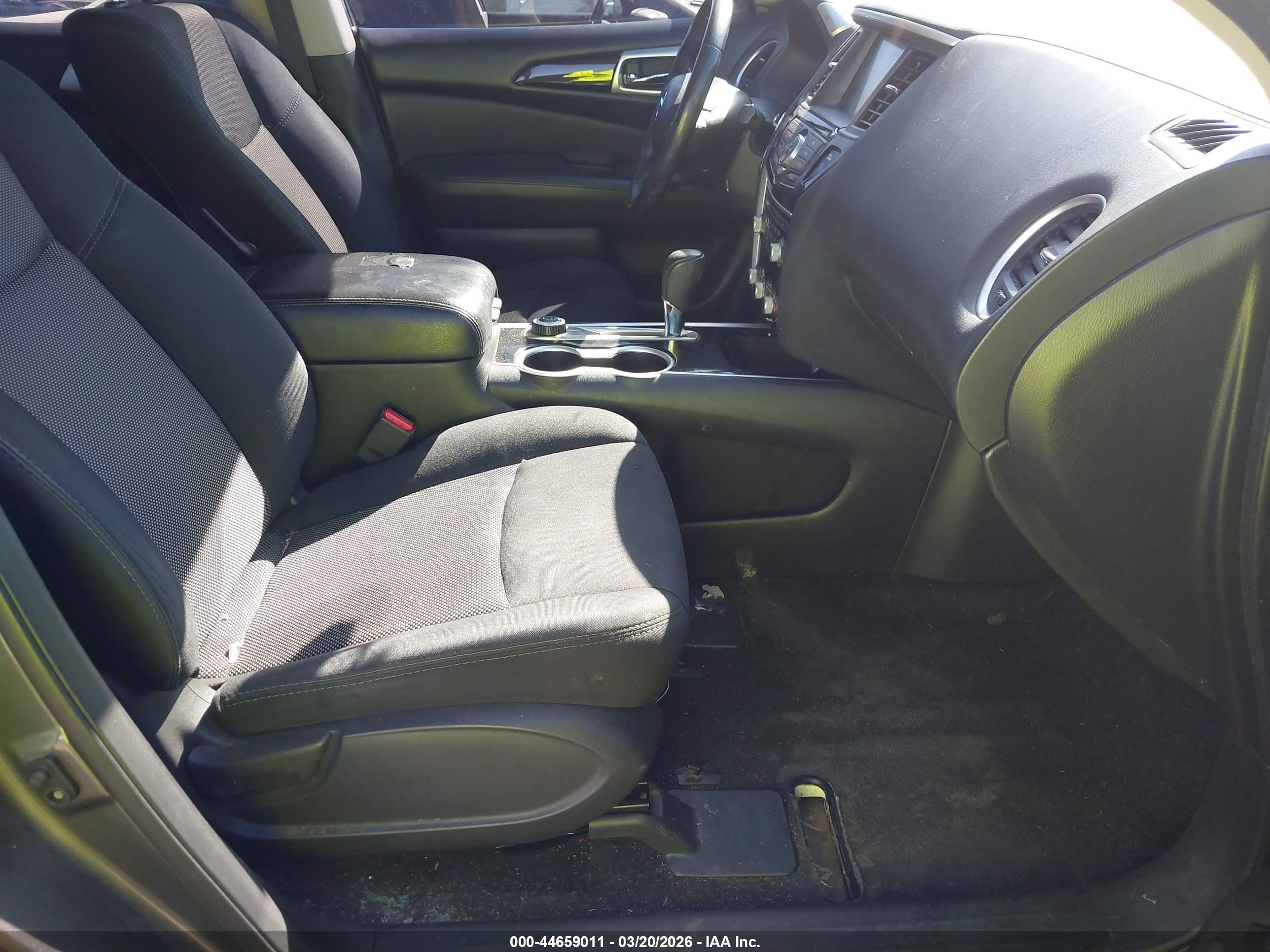 2019 Nissan Pathfinder Sv Gray vin: 5N1DR2MMXKC616916