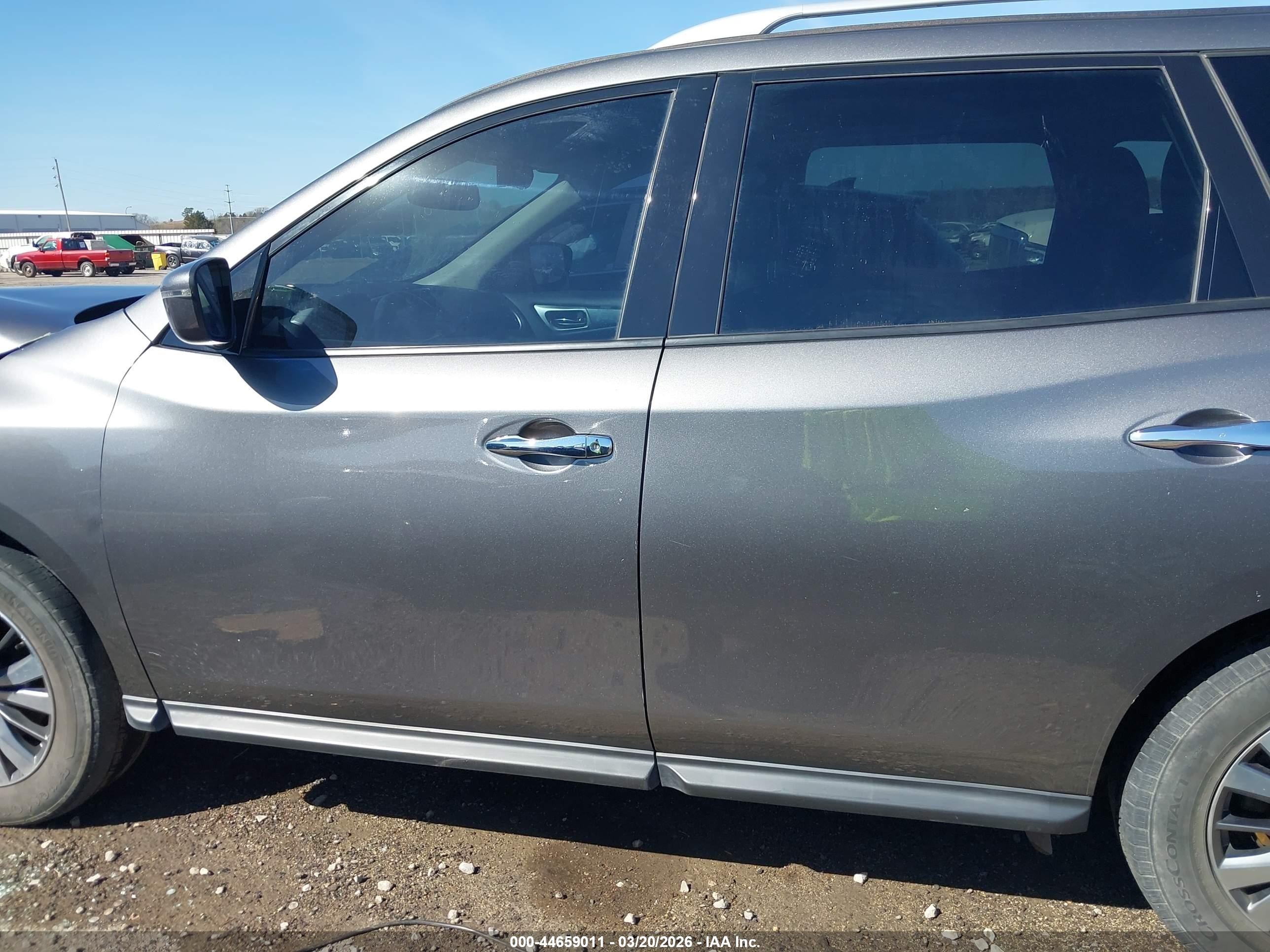 2019 Nissan Pathfinder Sv Gray vin: 5N1DR2MMXKC616916