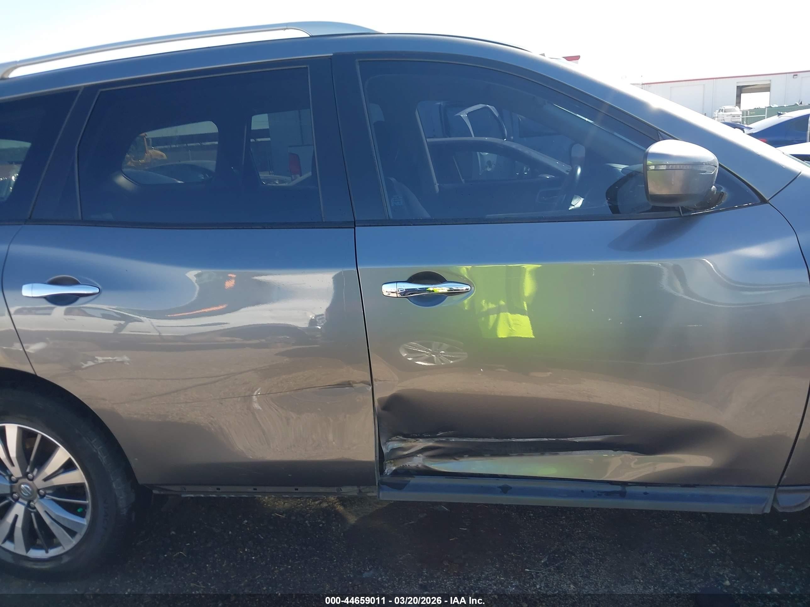 2019 Nissan Pathfinder Sv Gray vin: 5N1DR2MMXKC616916