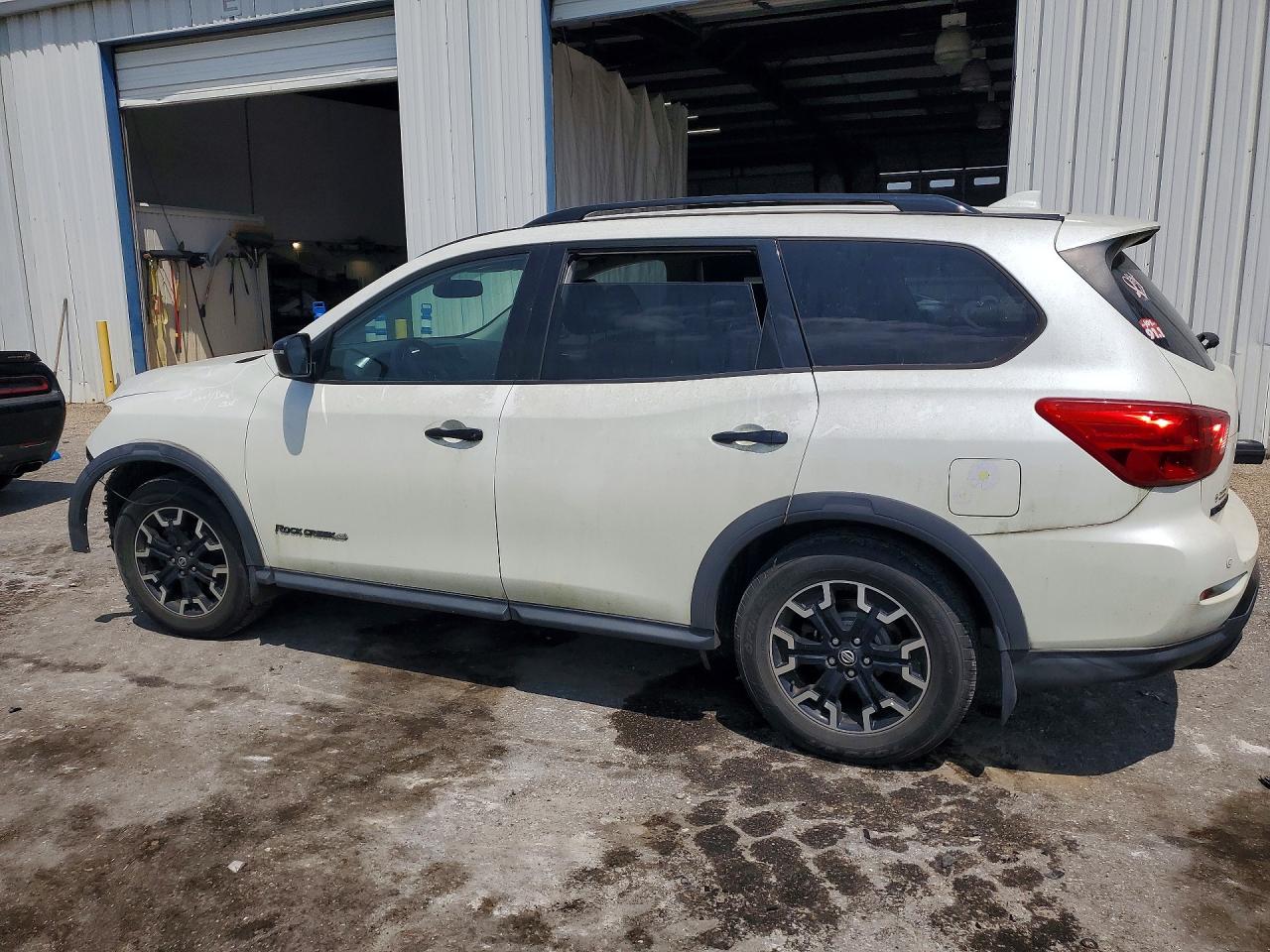 2019 Nissan Pathfinder Sv White vin: 5N1DR2MN0KC632115