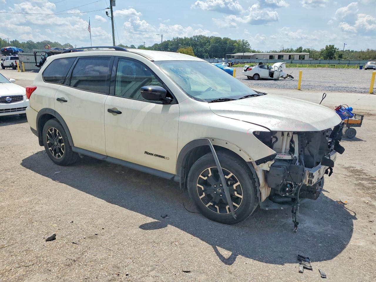 2019 Nissan Pathfinder Sv White vin: 5N1DR2MN0KC632115