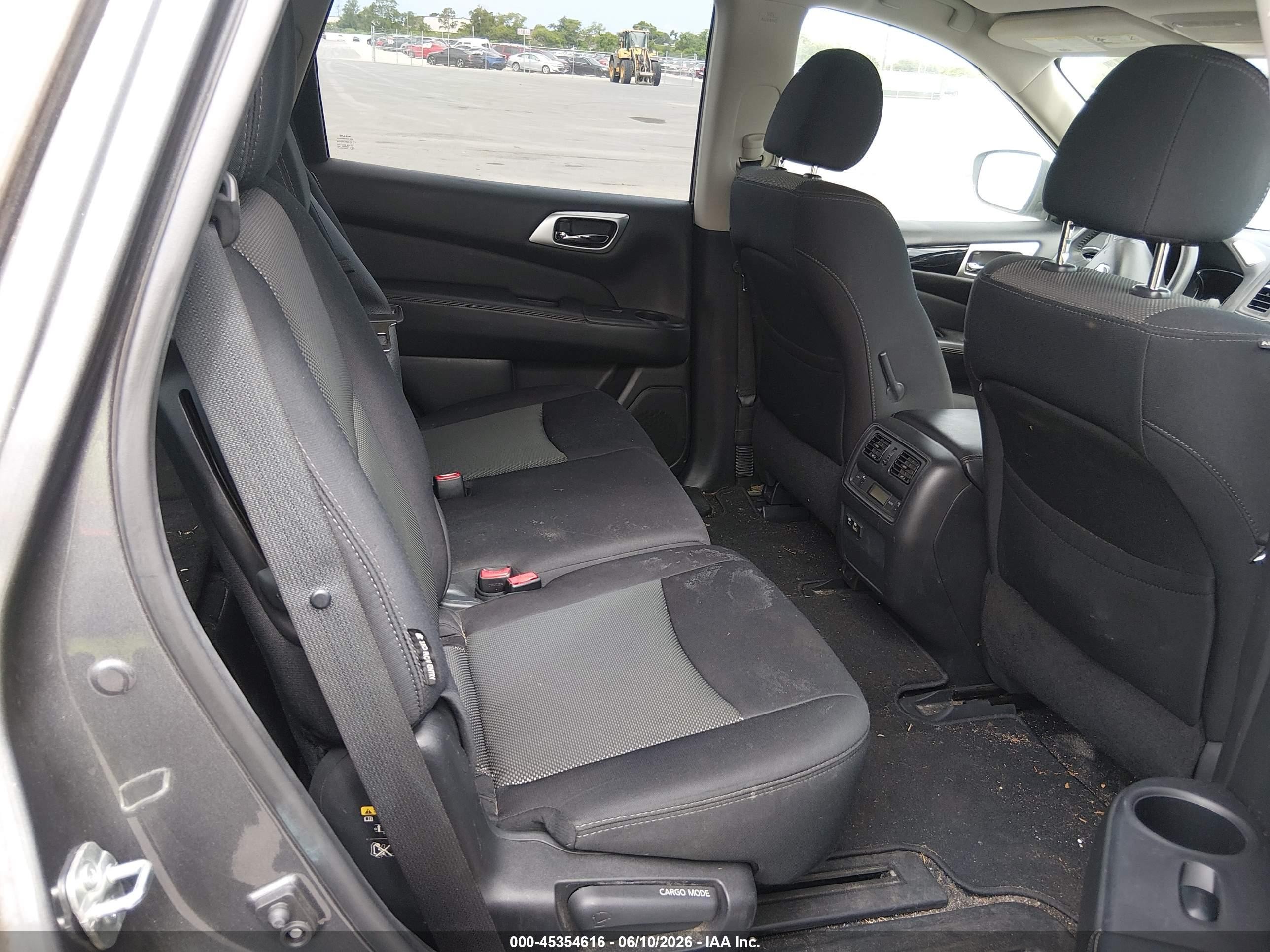 2019 Nissan Pathfinder Sv Gray vin: 5N1DR2MN1KC607496