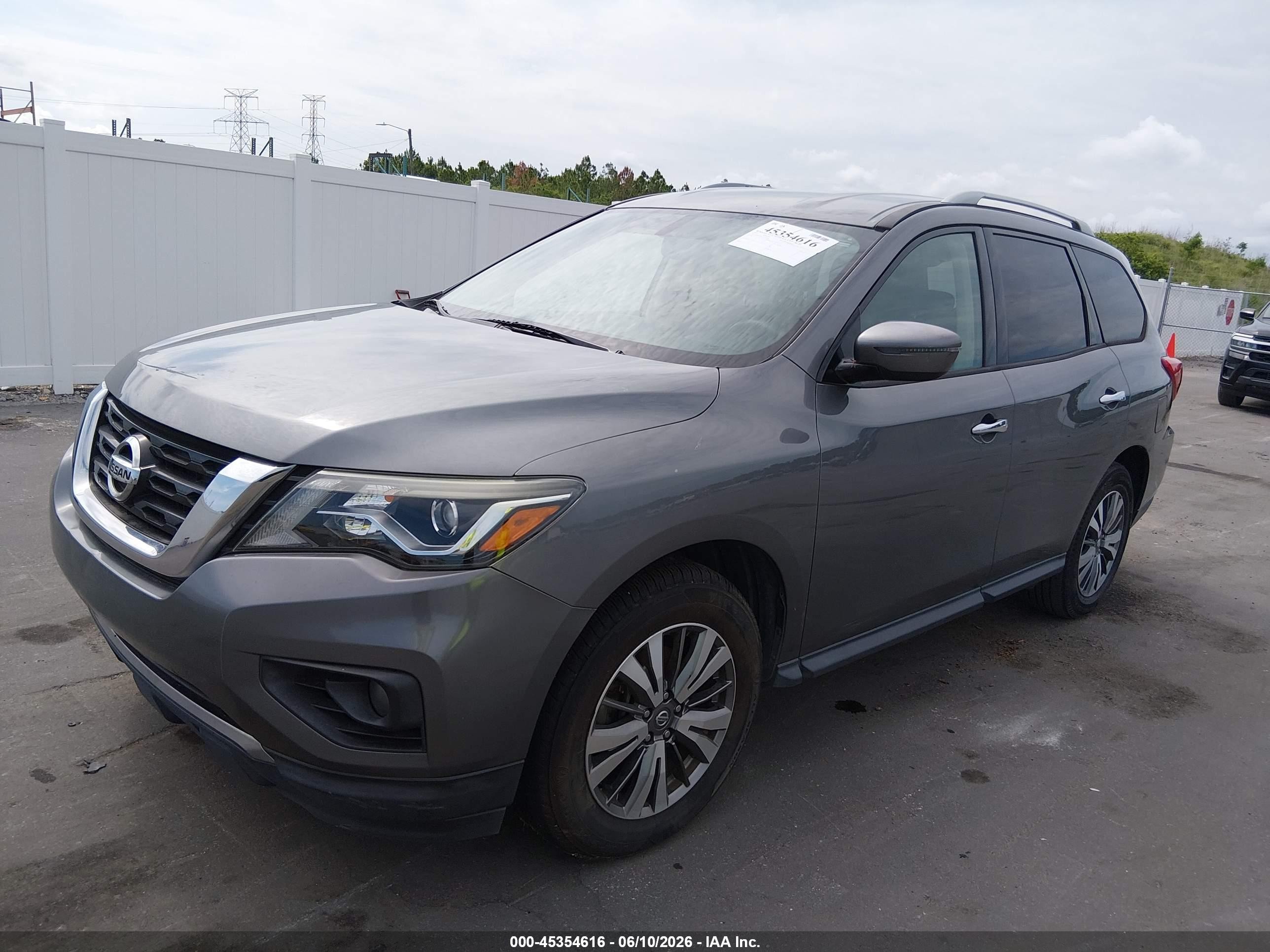 2019 Nissan Pathfinder Sv Gray vin: 5N1DR2MN1KC607496