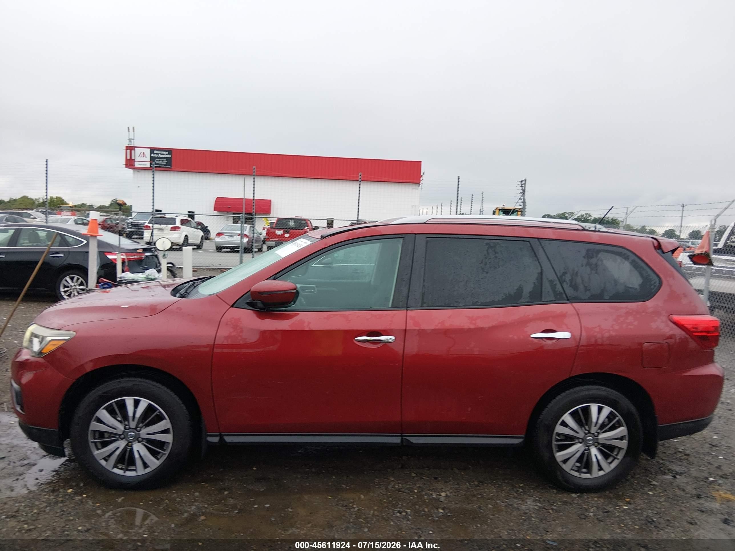 2017 Nissan Pathfinder Sv Red vin: 5N1DR2MN2HC912286