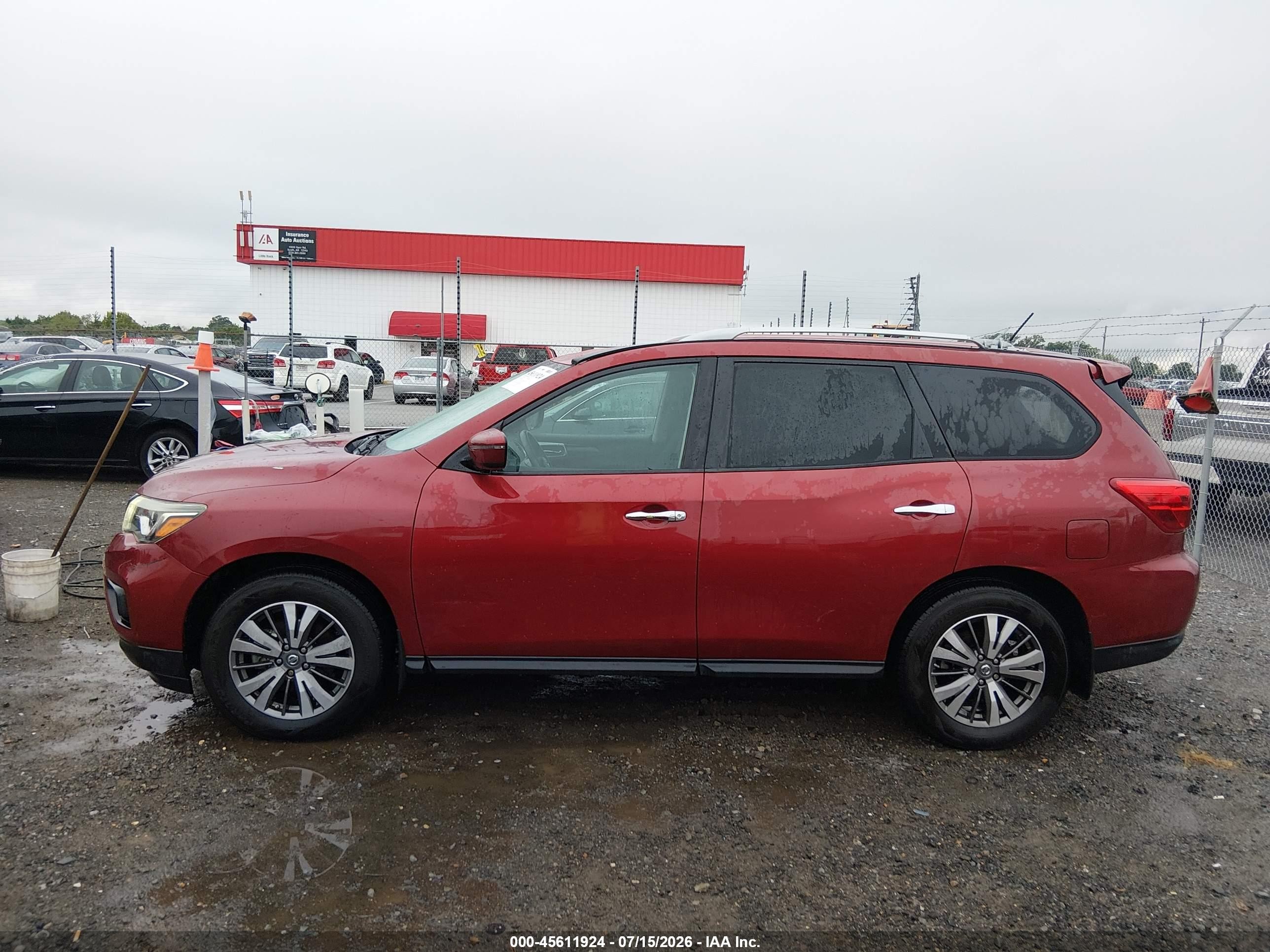 2017 Nissan Pathfinder Sv Red vin: 5N1DR2MN2HC912286