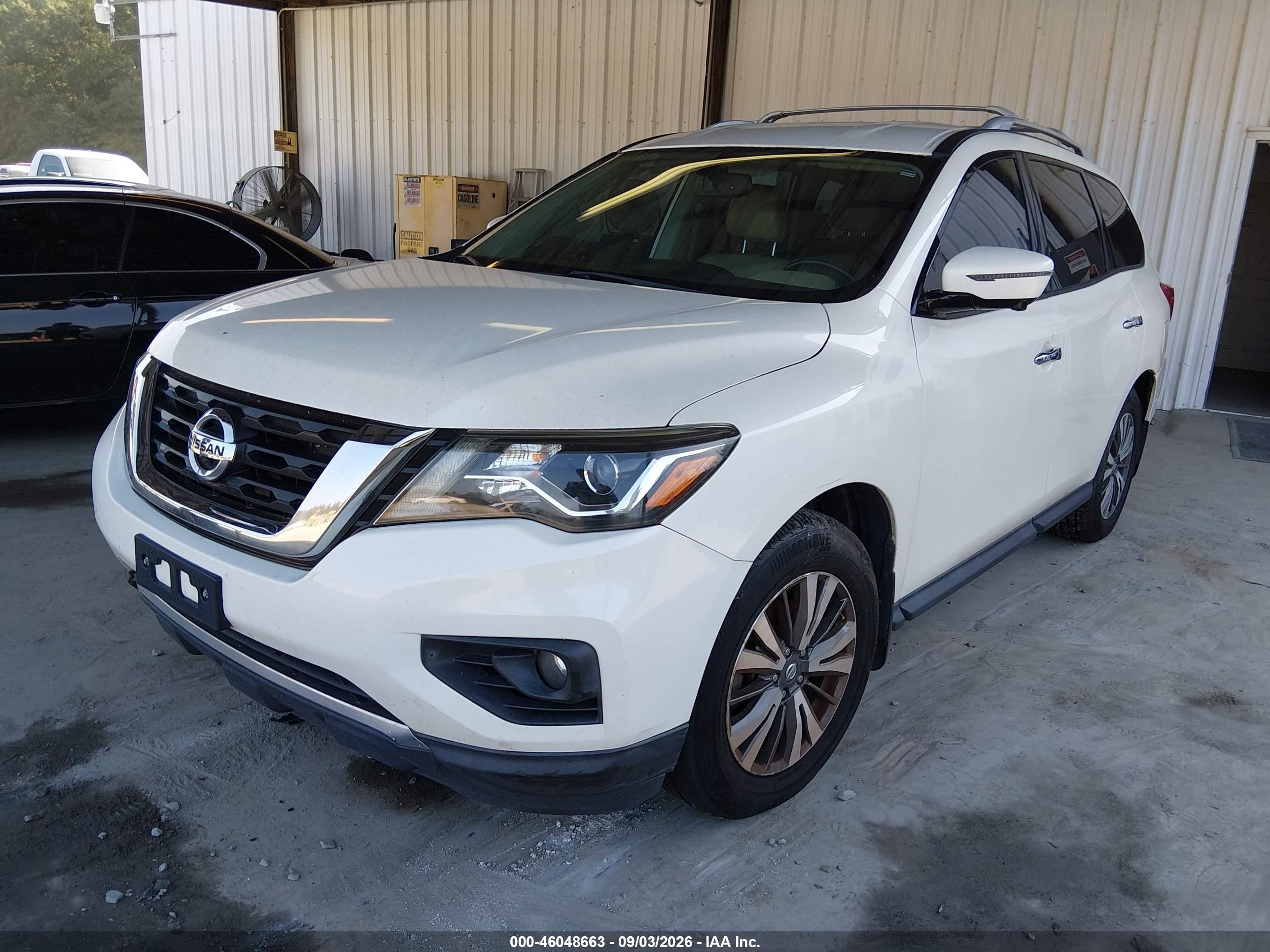 2017 Nissan Pathfinder Sl White vin: 5N1DR2MN3HC643084