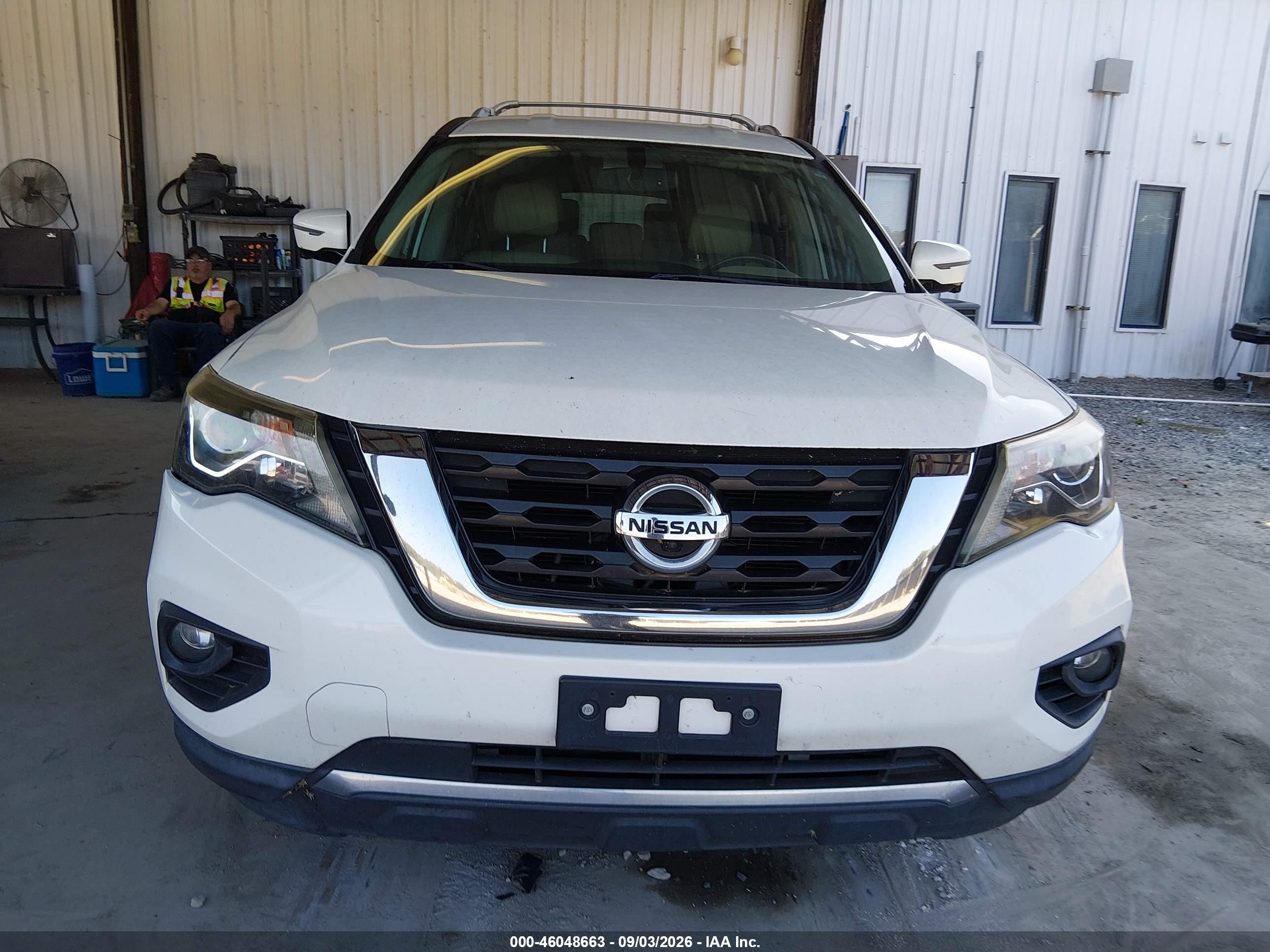 2017 Nissan Pathfinder Sl White vin: 5N1DR2MN3HC643084