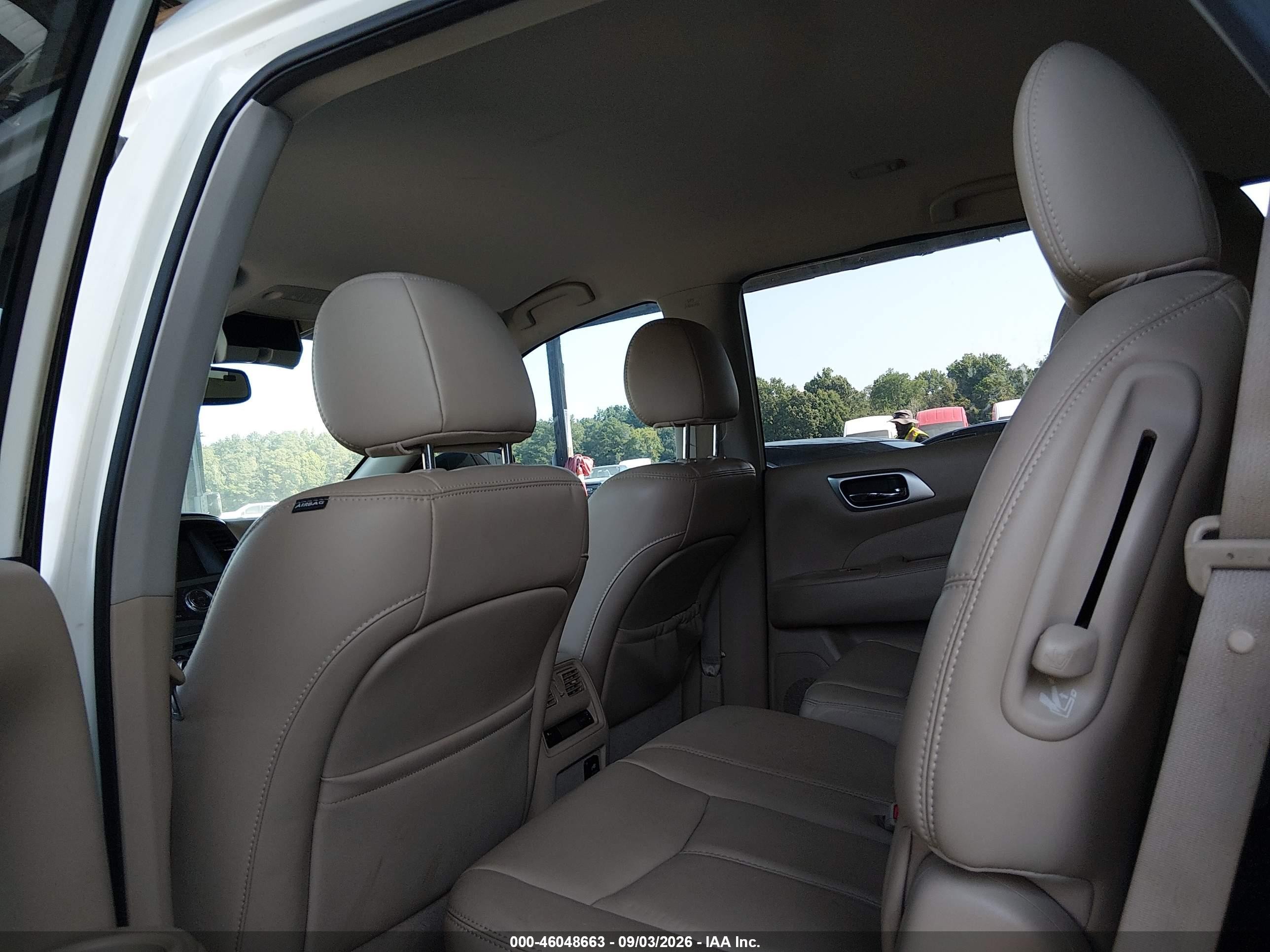 2017 Nissan Pathfinder Sl White vin: 5N1DR2MN3HC643084