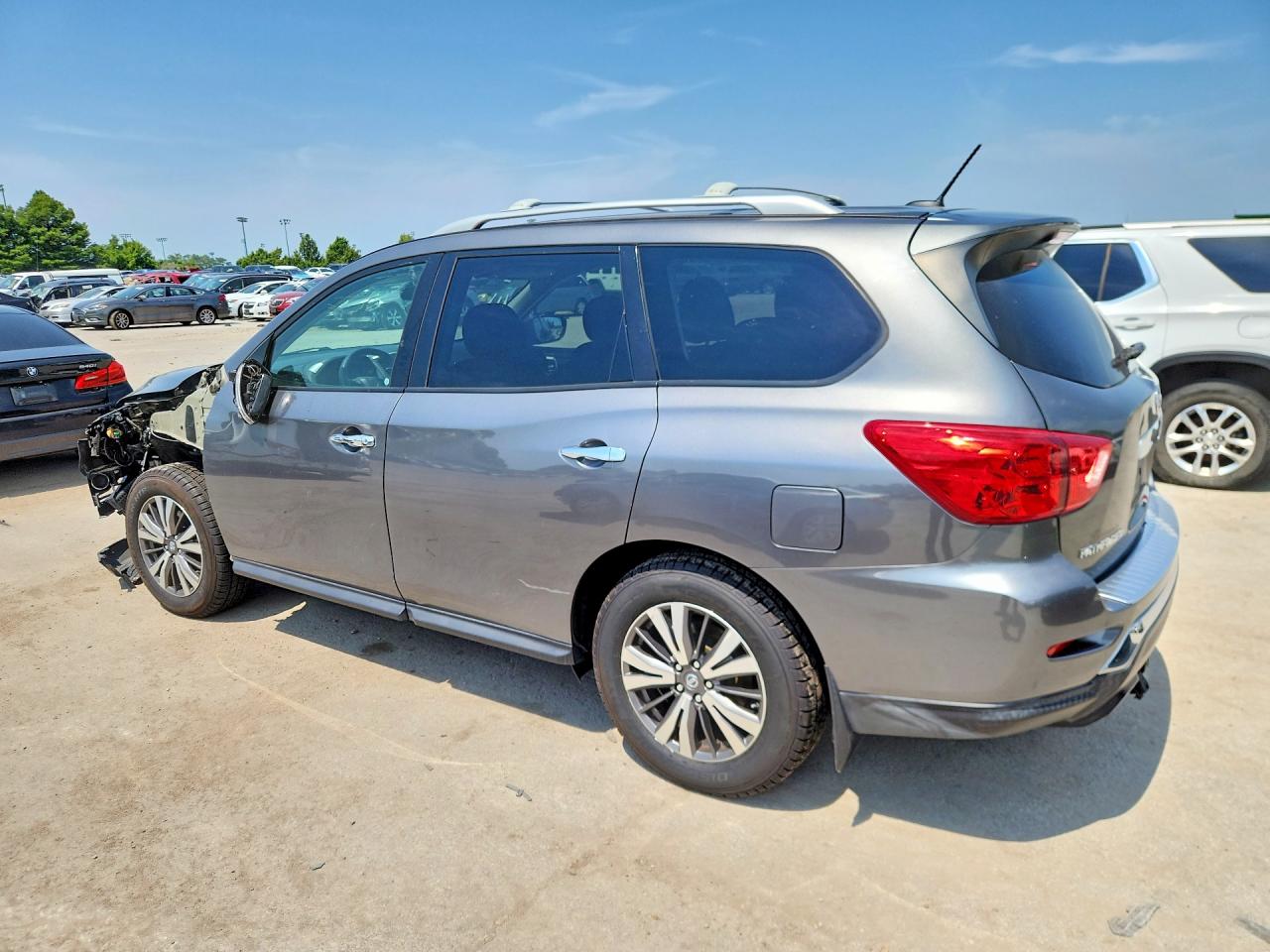 2018 Nissan Pathfinder S Gray vin: 5N1DR2MN3JC607997