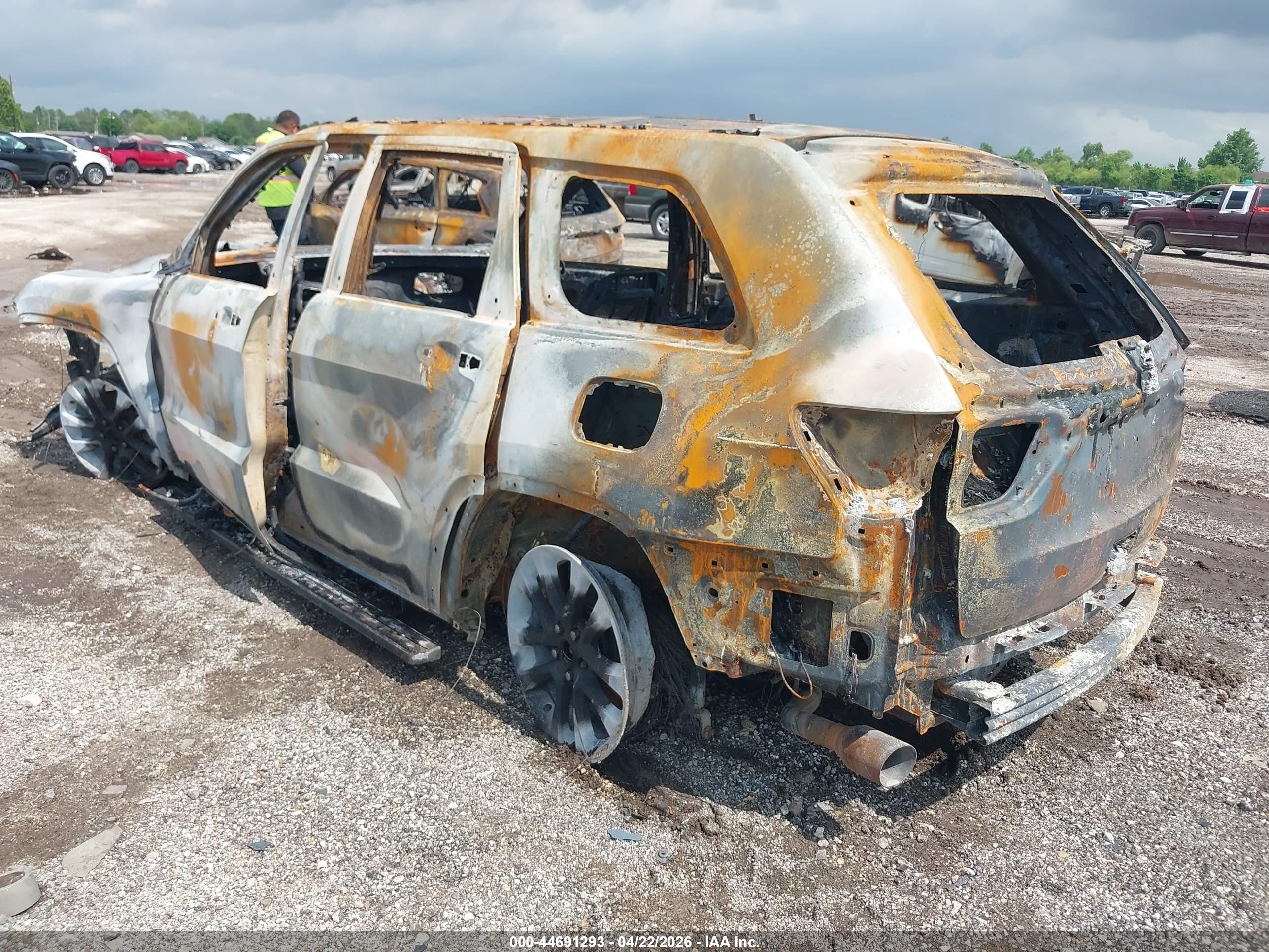2019 Nissan Pathfinder Sv Белый vin: 5N1DR2MN3KC641309