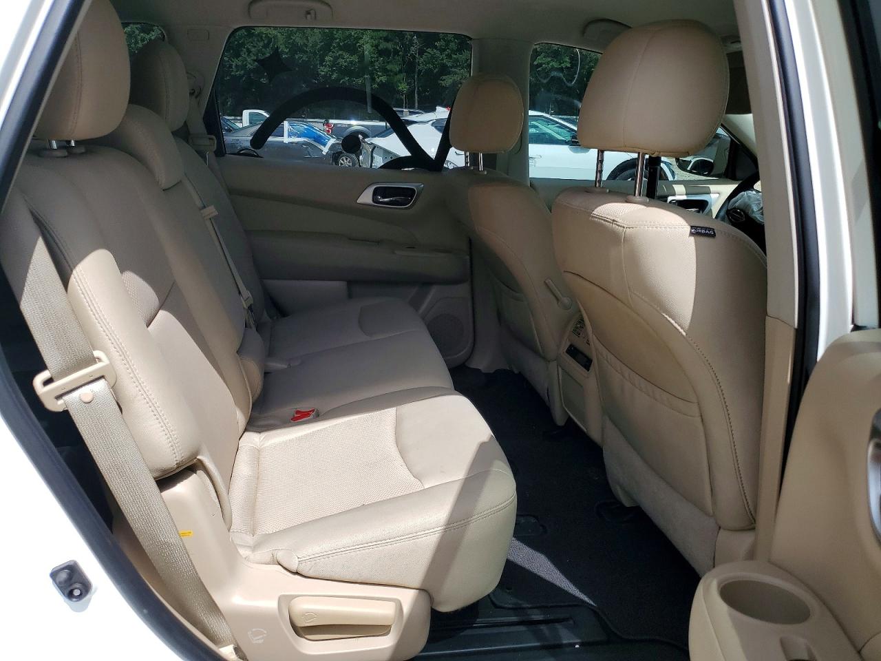 2017 Nissan Pathfinder S White vin: 5N1DR2MN4HC605363