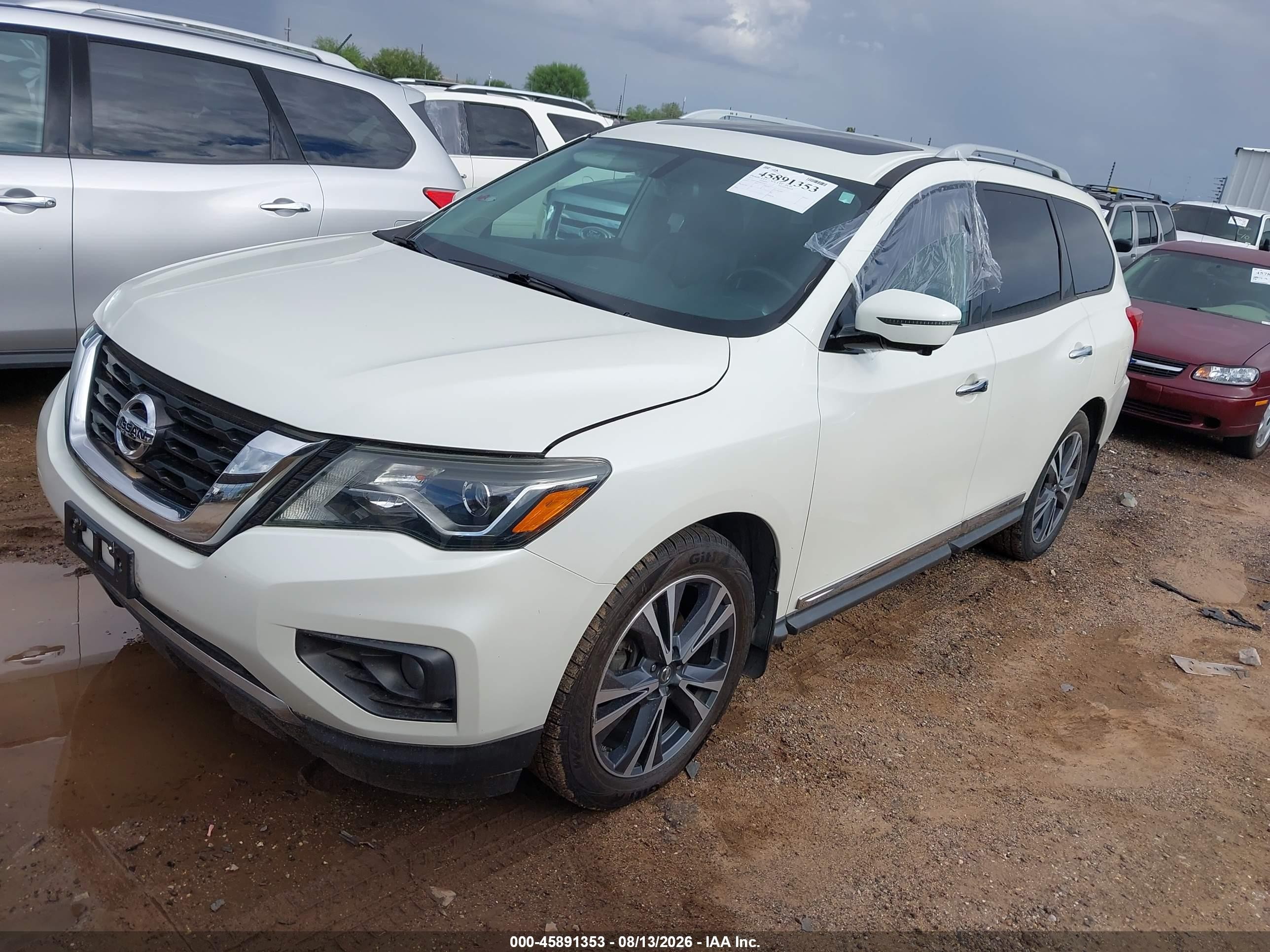 2017 Nissan Pathfinder Platinum White vin: 5N1DR2MN4HC675672