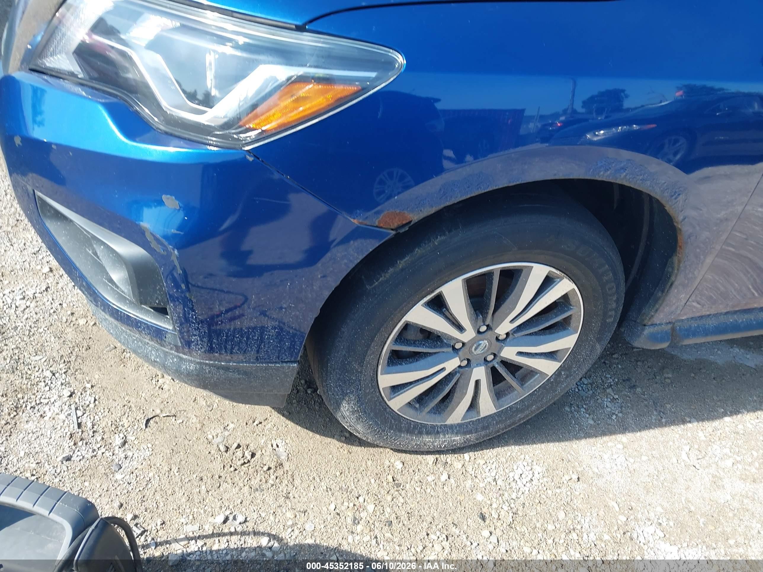 2017 Nissan Pathfinder Sv Blue vin: 5N1DR2MN4HC688065