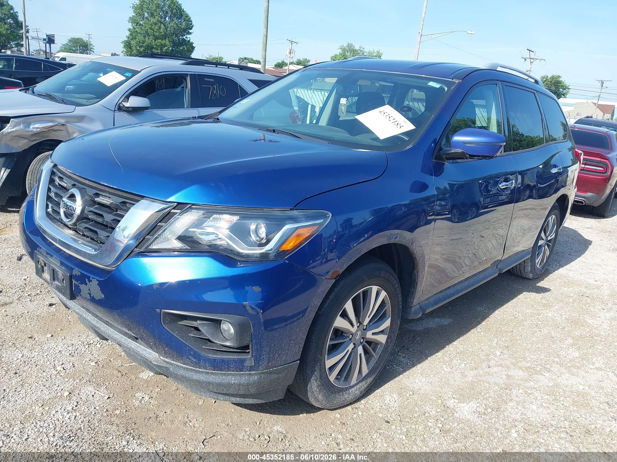 2017 Nissan Pathfinder Sv Blue vin: 5N1DR2MN4HC688065