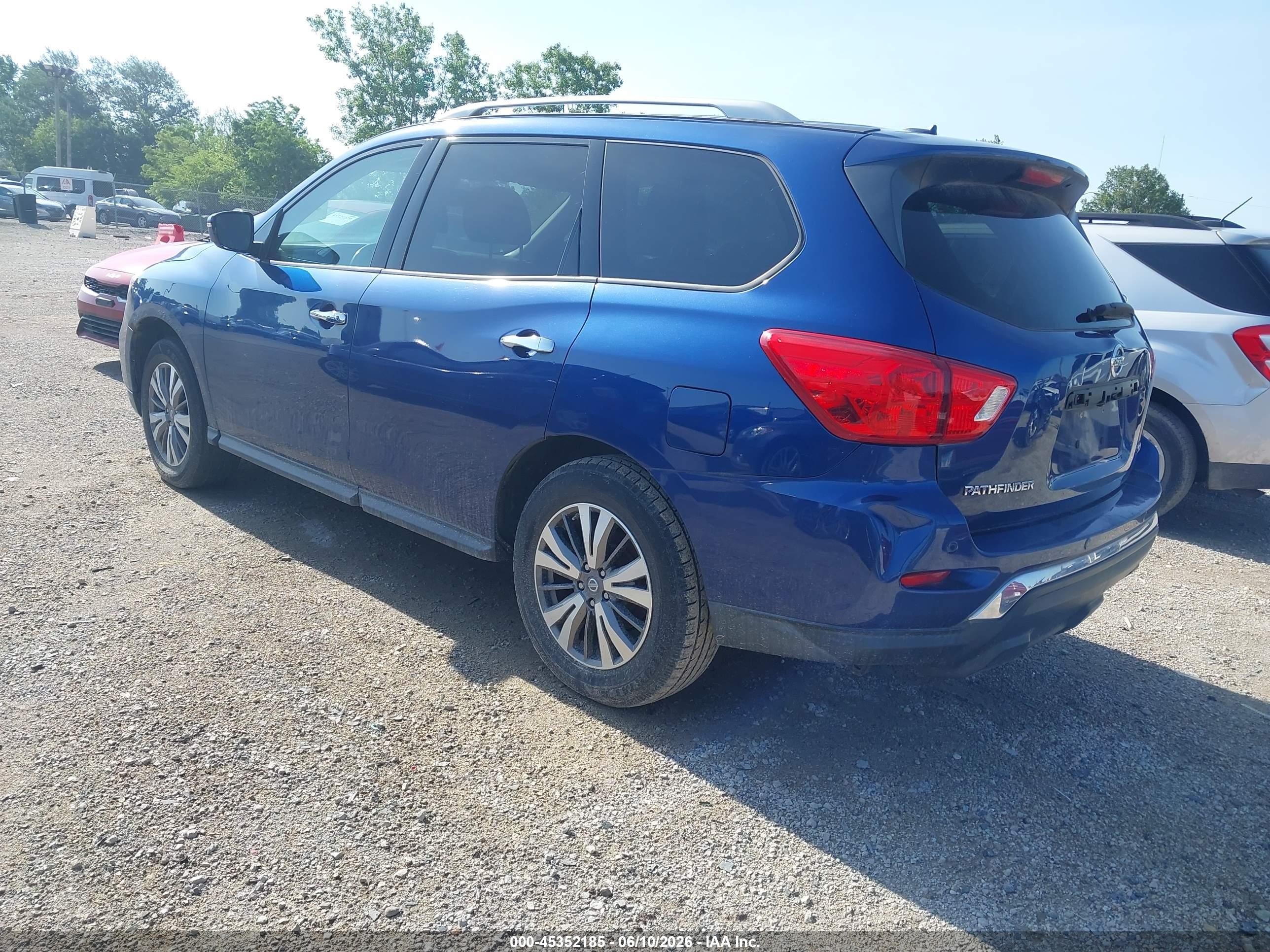 2017 Nissan Pathfinder Sv Blue vin: 5N1DR2MN4HC688065