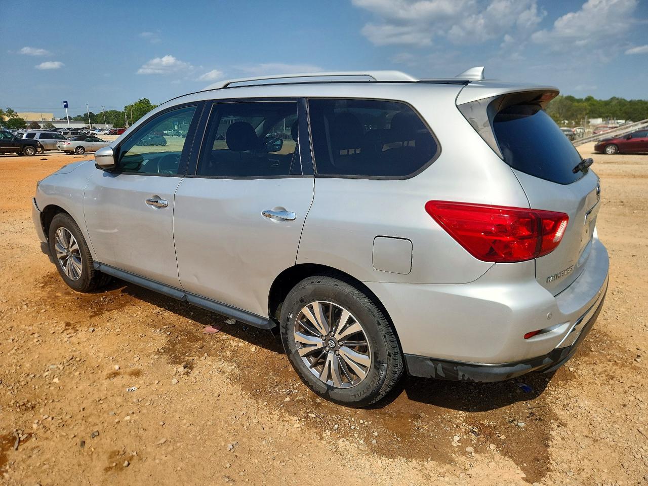 2019 Nissan Pathfinder Sv Silver vin: 5N1DR2MN4KC618864