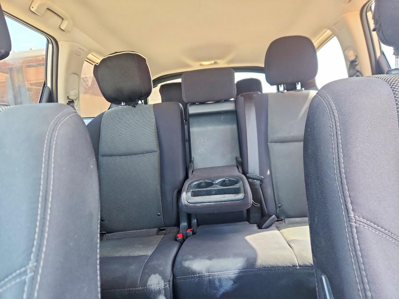 2019 Nissan Pathfinder Sv Silver vin: 5N1DR2MN4KC618864