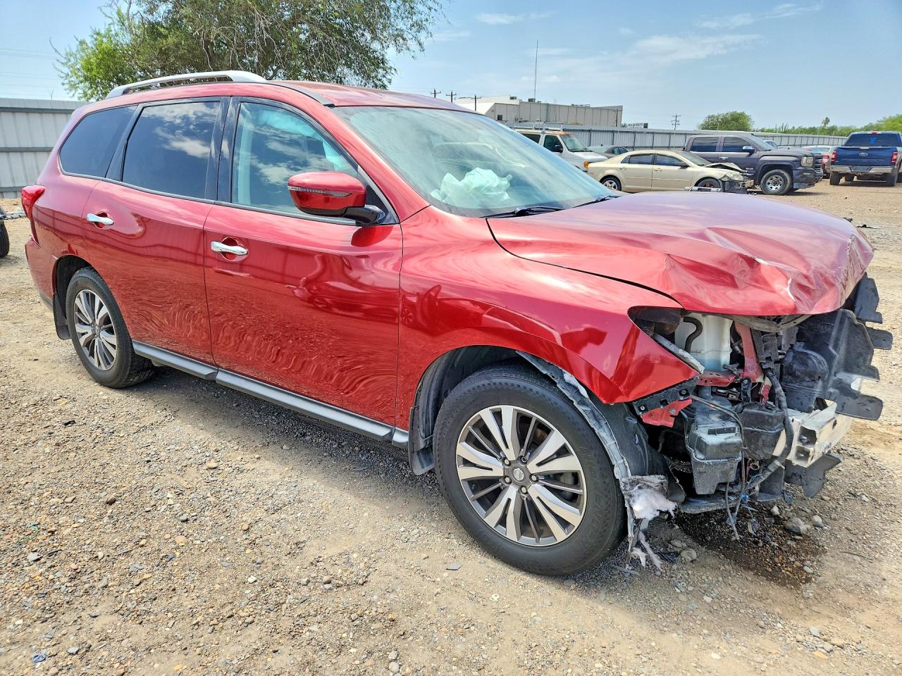 2017 Nissan Pathfinder S Maroon vin: 5N1DR2MN5HC674806