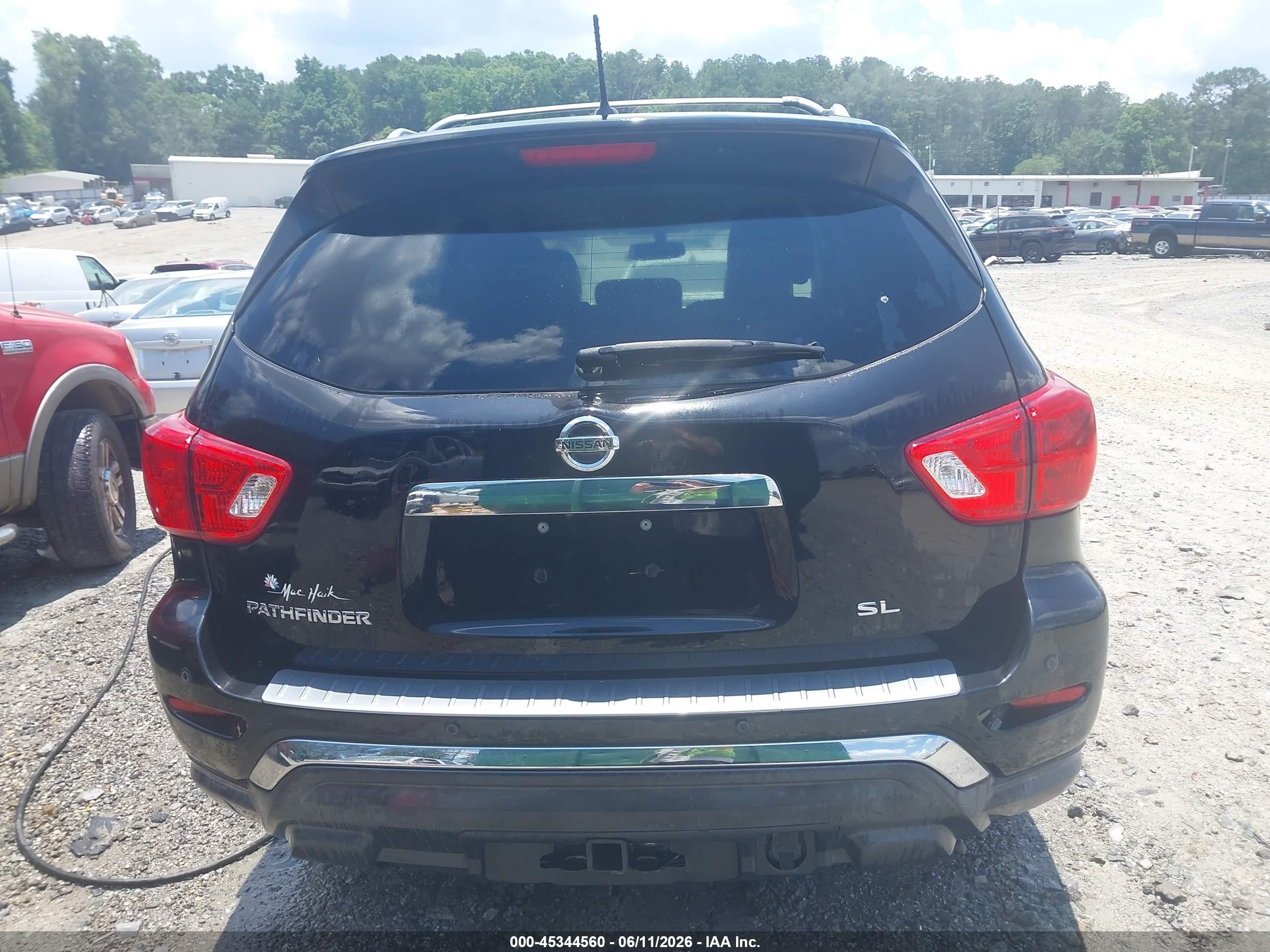 2017 Nissan Pathfinder Sl Black vin: 5N1DR2MN5HC903047