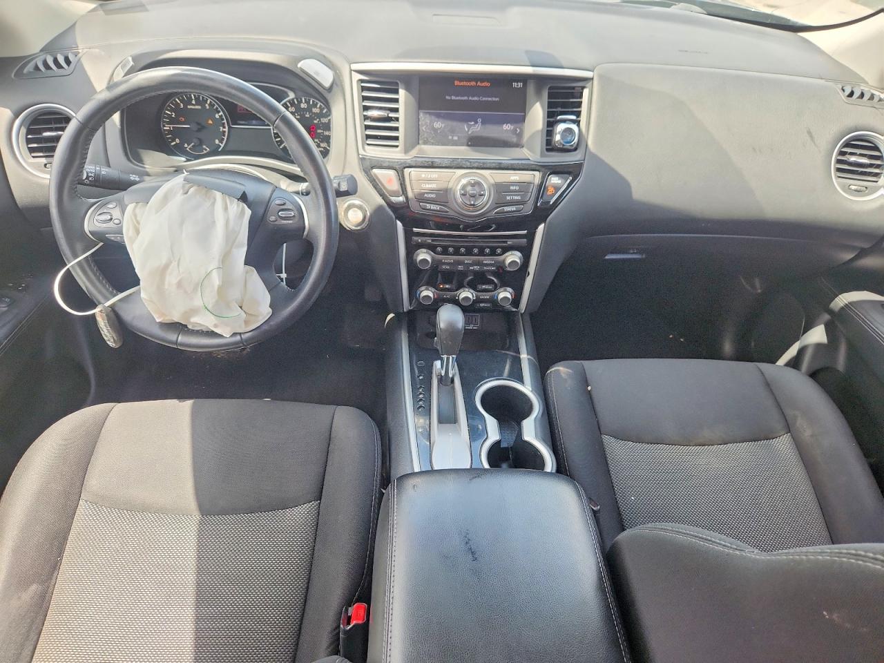 2018 Nissan Pathfinder Sv Black vin: 5N1DR2MN5JC657106