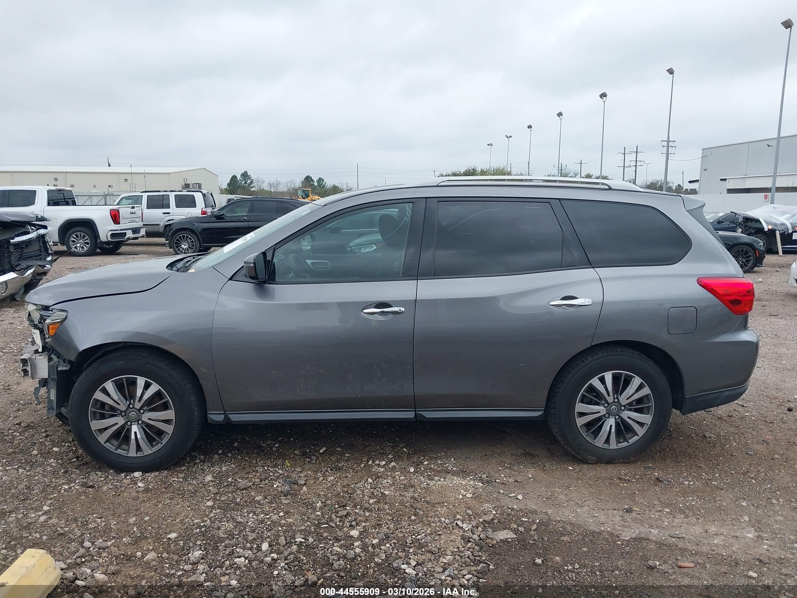 2017 Nissan Pathfinder S Gray vin: 5N1DR2MN7HC637112