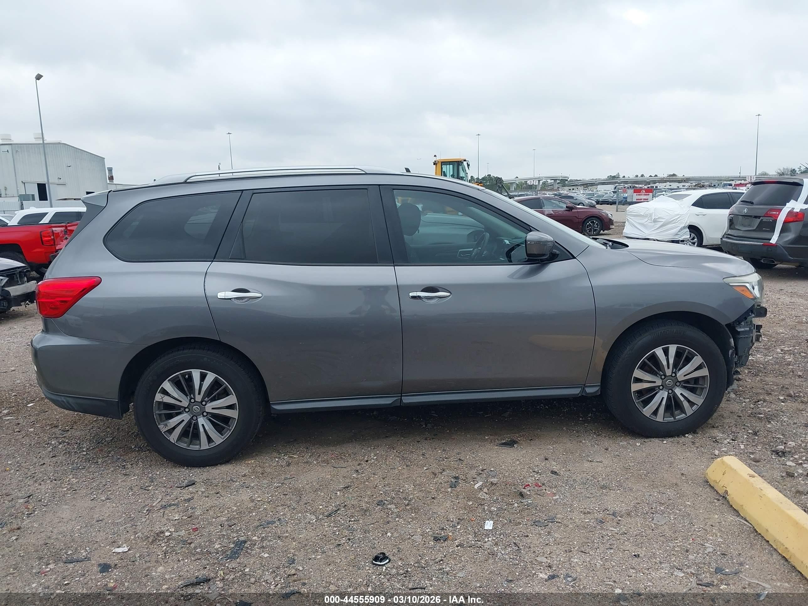 2017 Nissan Pathfinder S Gray vin: 5N1DR2MN7HC637112