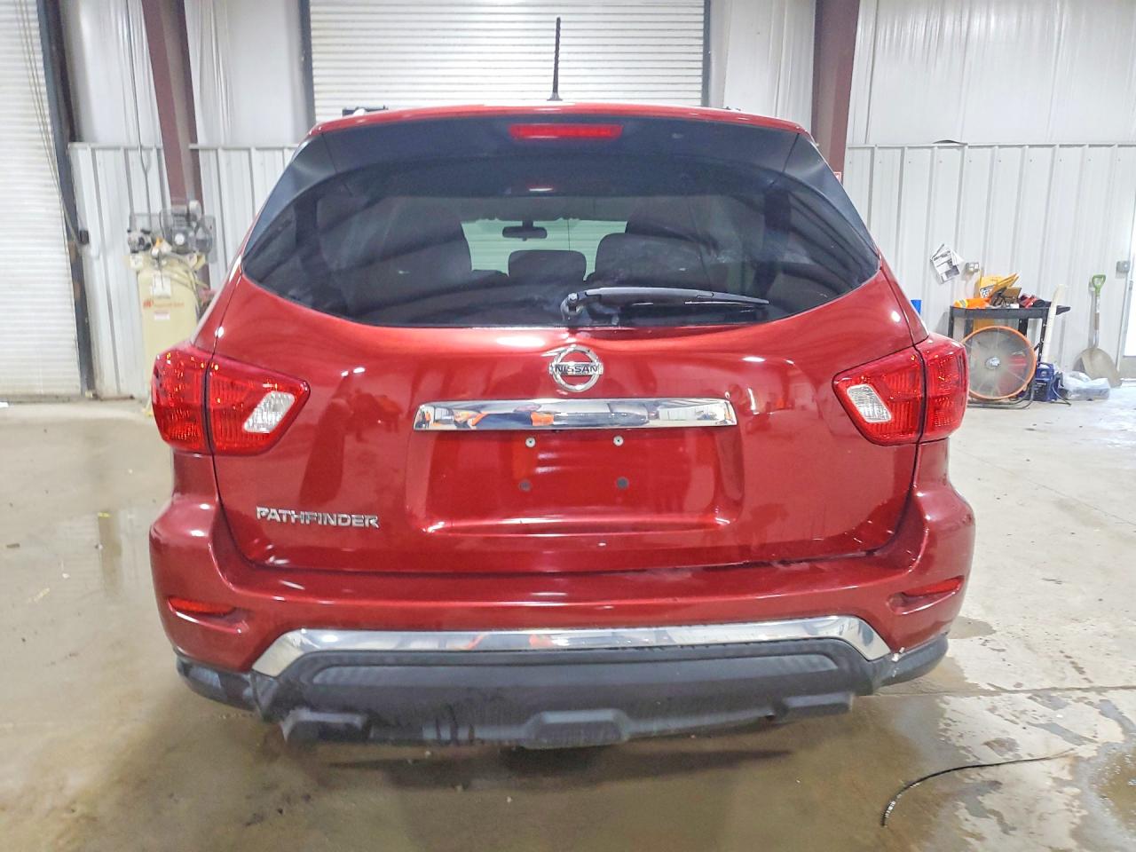2017 Nissan Pathfinder S Burgundy vin: 5N1DR2MN7HC653178