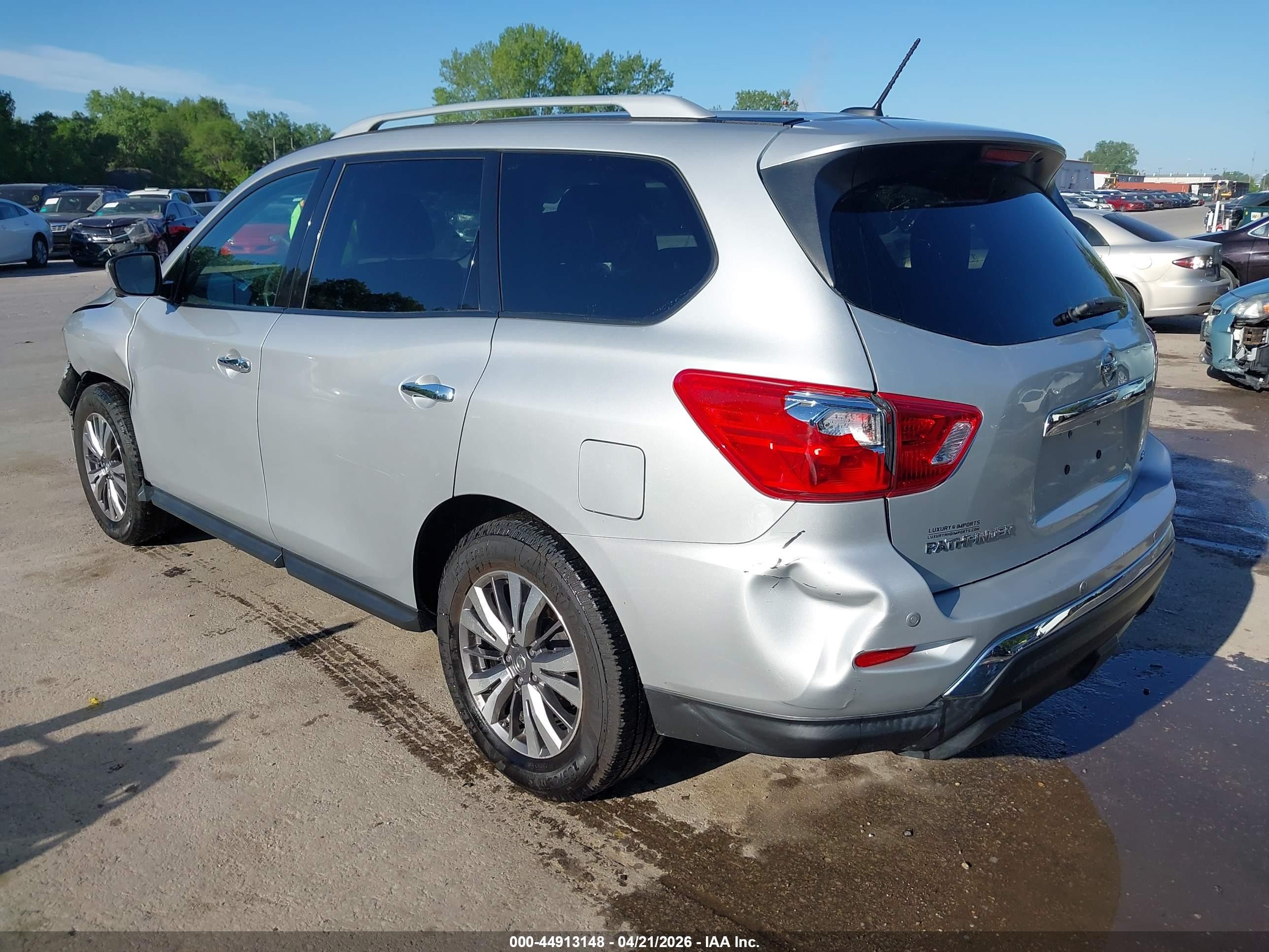 2018 Nissan Pathfinder Sl Silver vin: 5N1DR2MN8JC616291