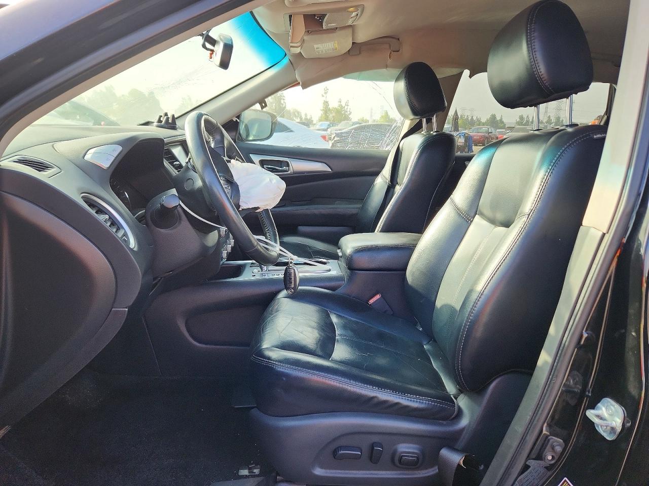 2018 Nissan Pathfinder S Black vin: 5N1DR2MN8JC625072