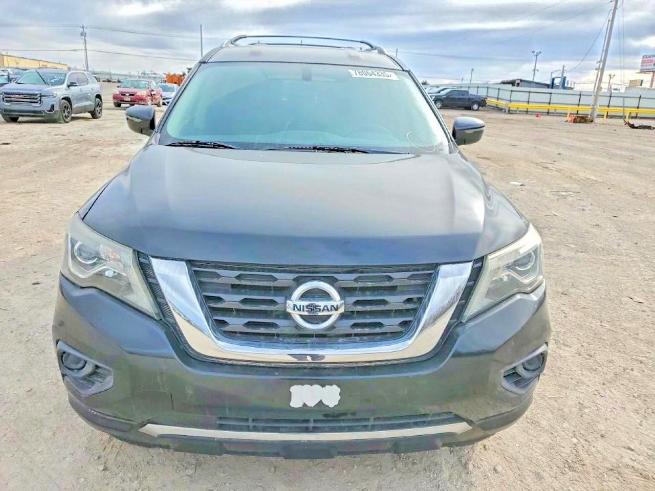 2018 Nissan Pathfinder S Black vin: 5N1DR2MN8JC628022