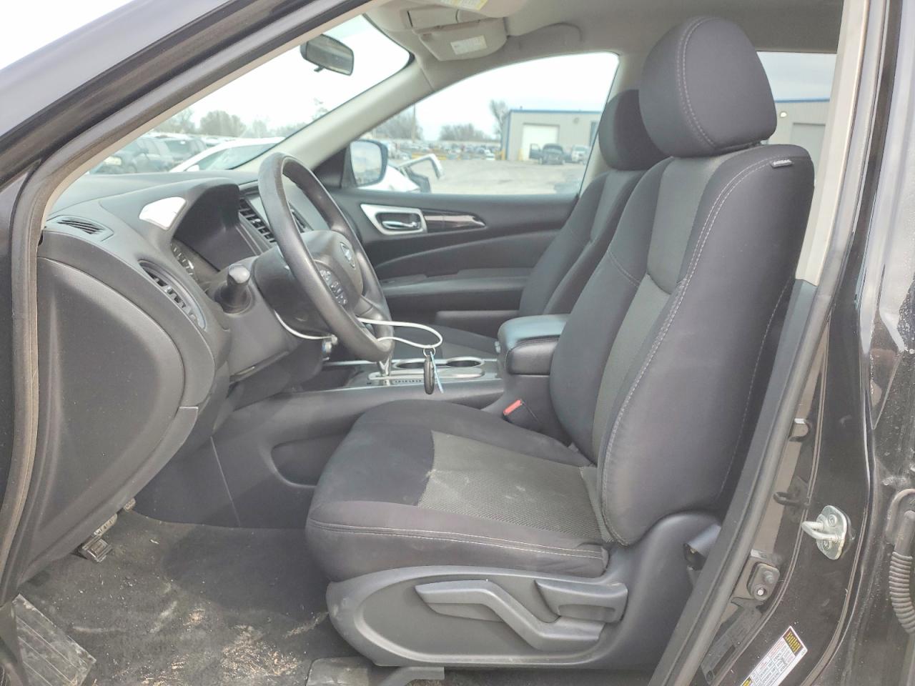 2018 Nissan Pathfinder S Black vin: 5N1DR2MN8JC628022