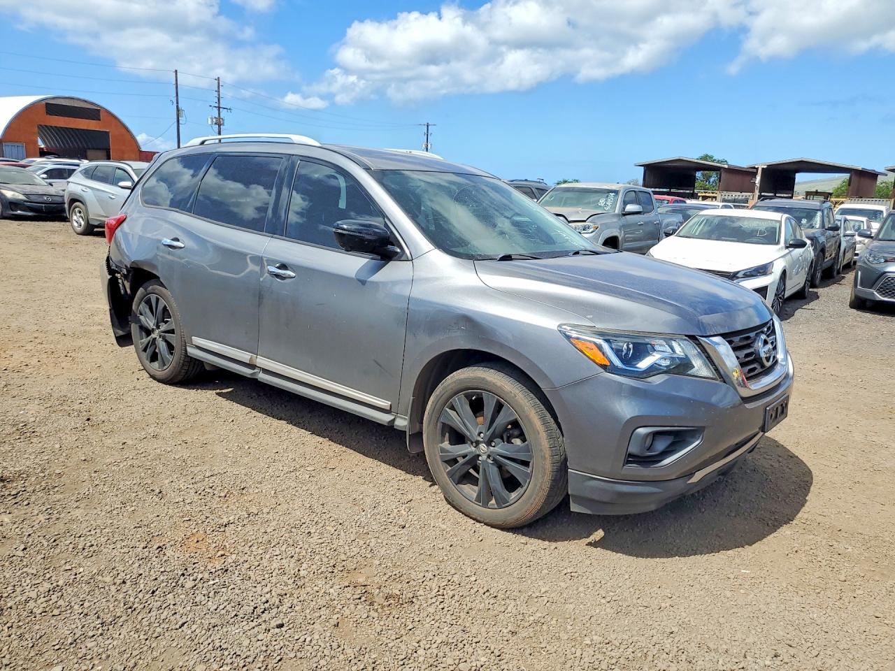 2017 Nissan Pathfinder Platinum Gray vin: 5N1DR2MN9HC658933