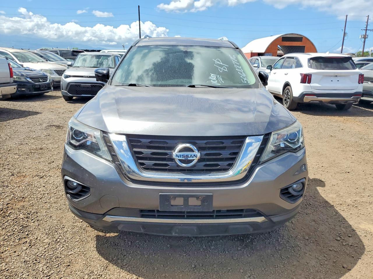 2017 Nissan Pathfinder Platinum Gray vin: 5N1DR2MN9HC658933
