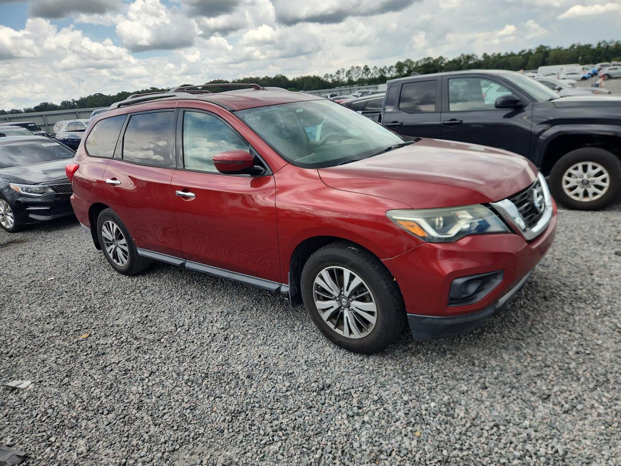 2017 Nissan Pathfinder S Burgundy vin: 5N1DR2MN9HC902810