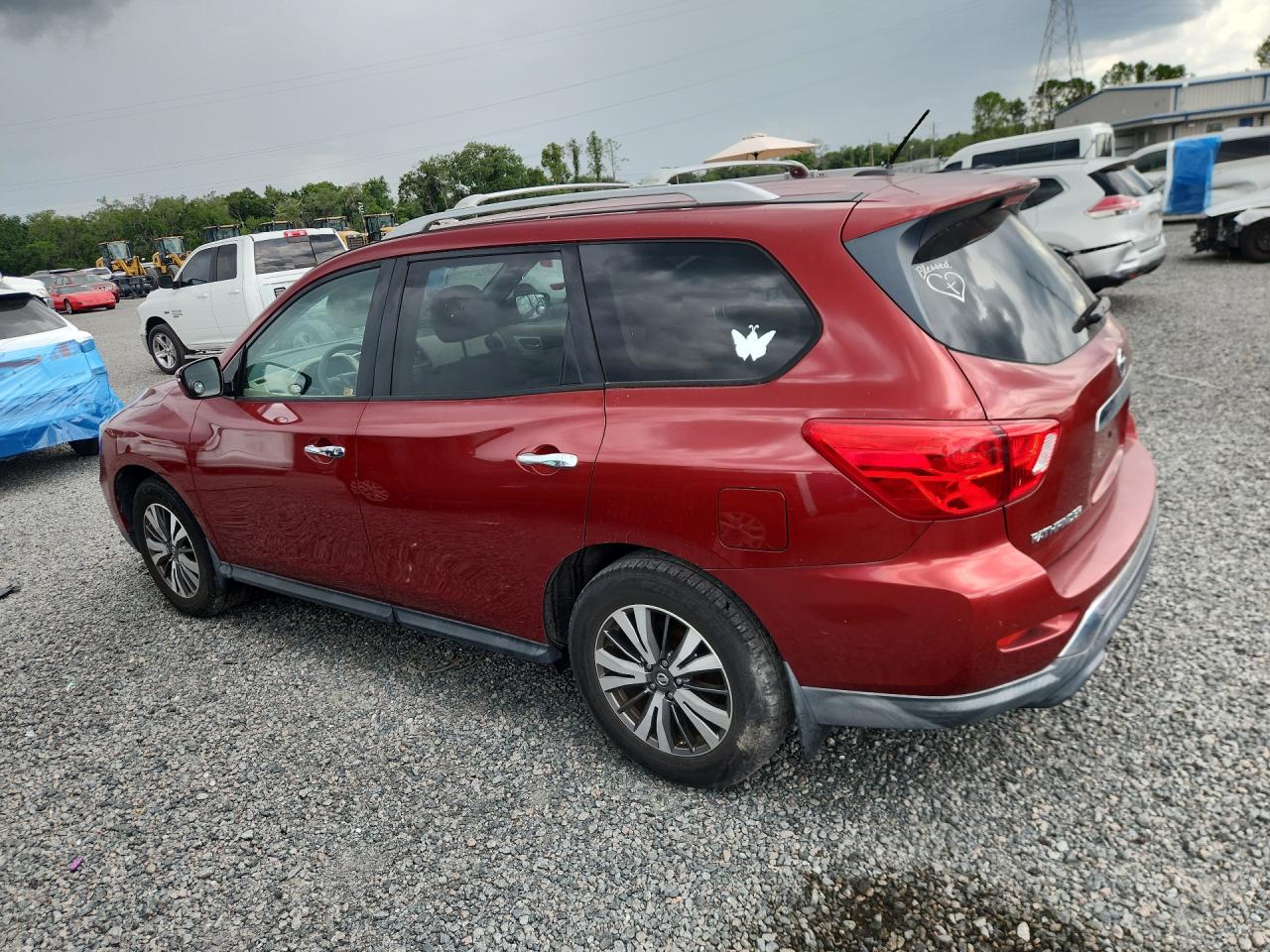 2017 Nissan Pathfinder S Burgundy vin: 5N1DR2MN9HC902810