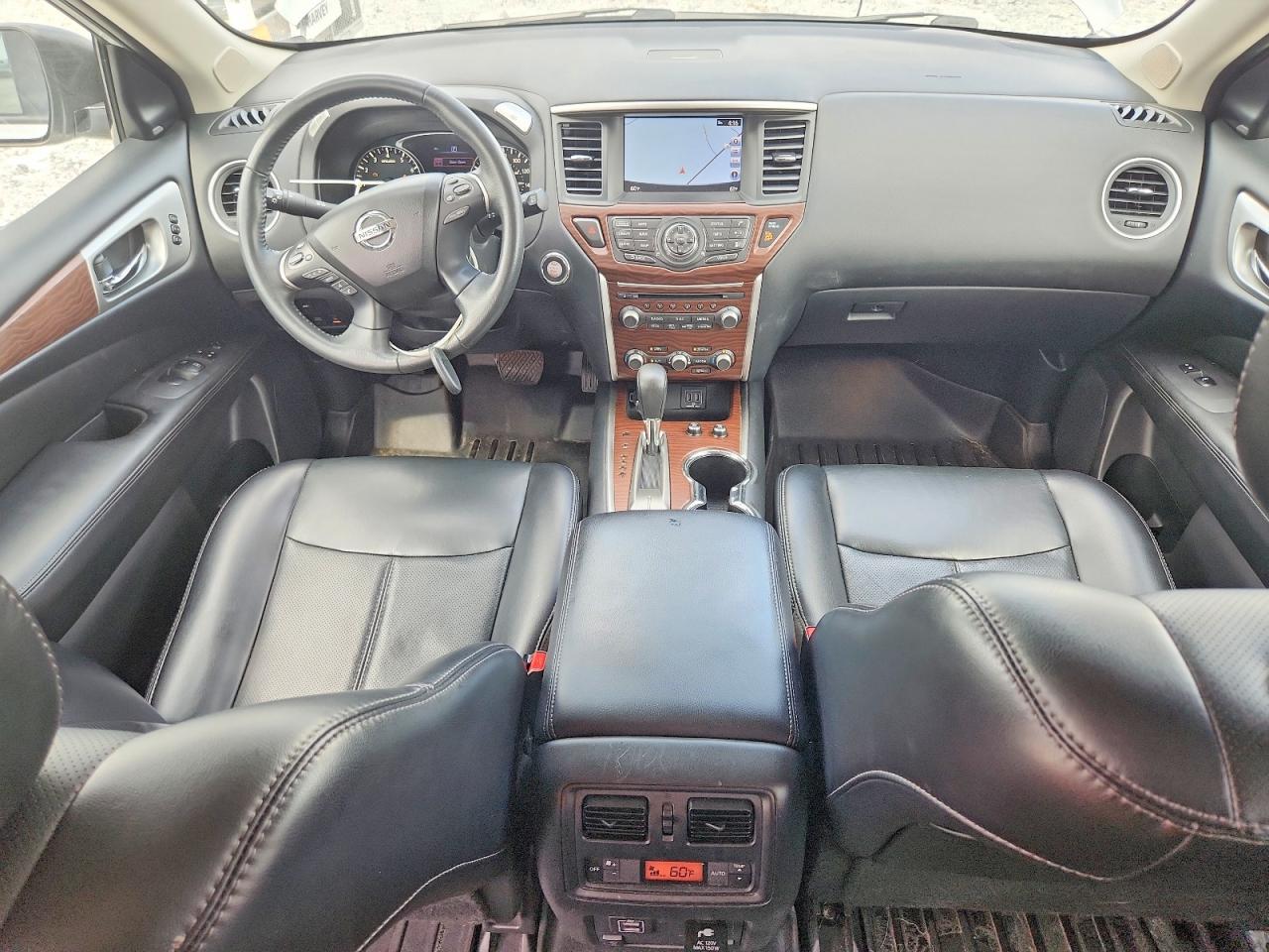 2018 Nissan Pathfinder Platinum Silver vin: 5N1DR2MN9JC626778