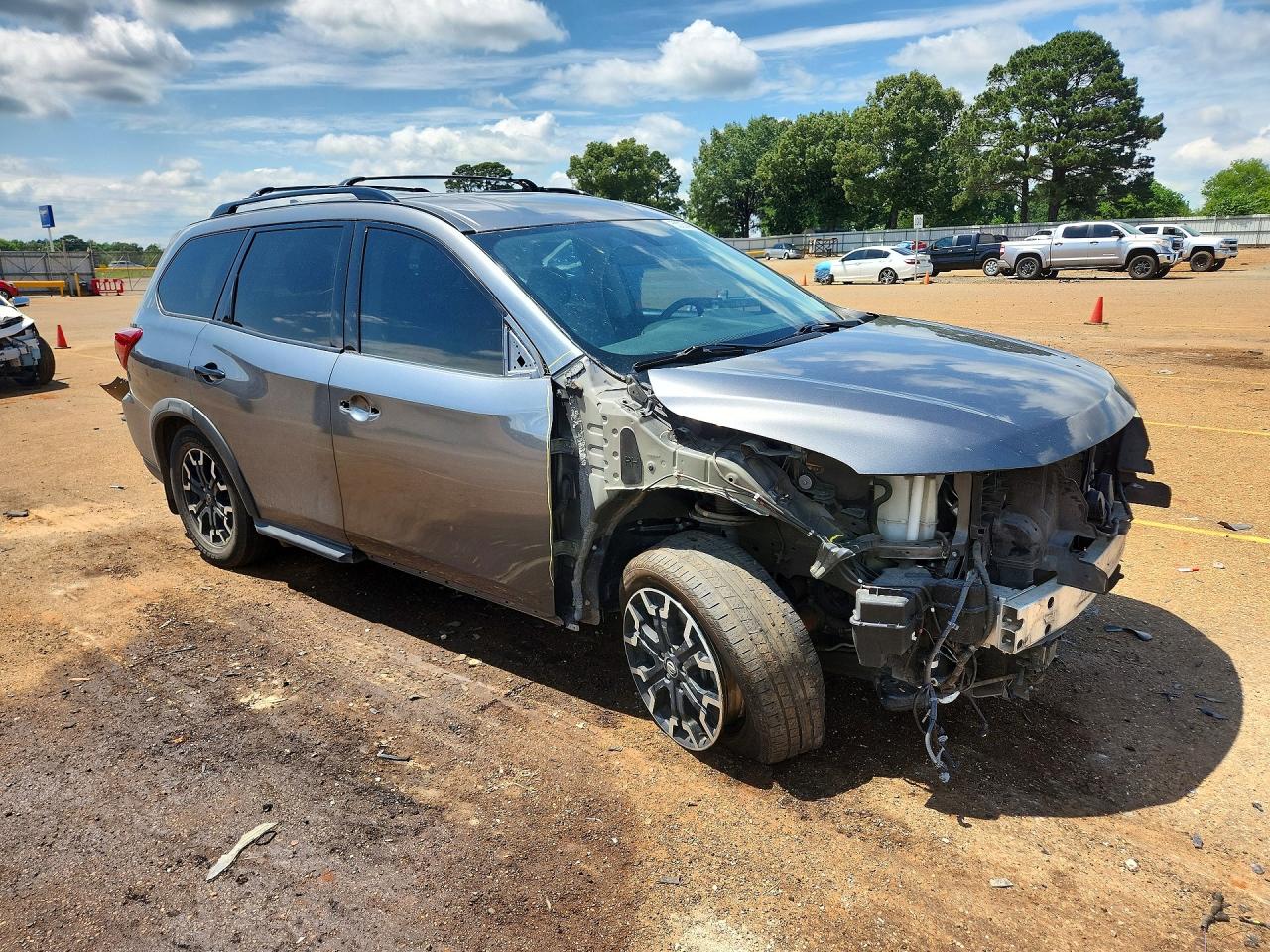 2019 Nissan Pathfinder Sv Gray vin: 5N1DR2MN9KC631108
