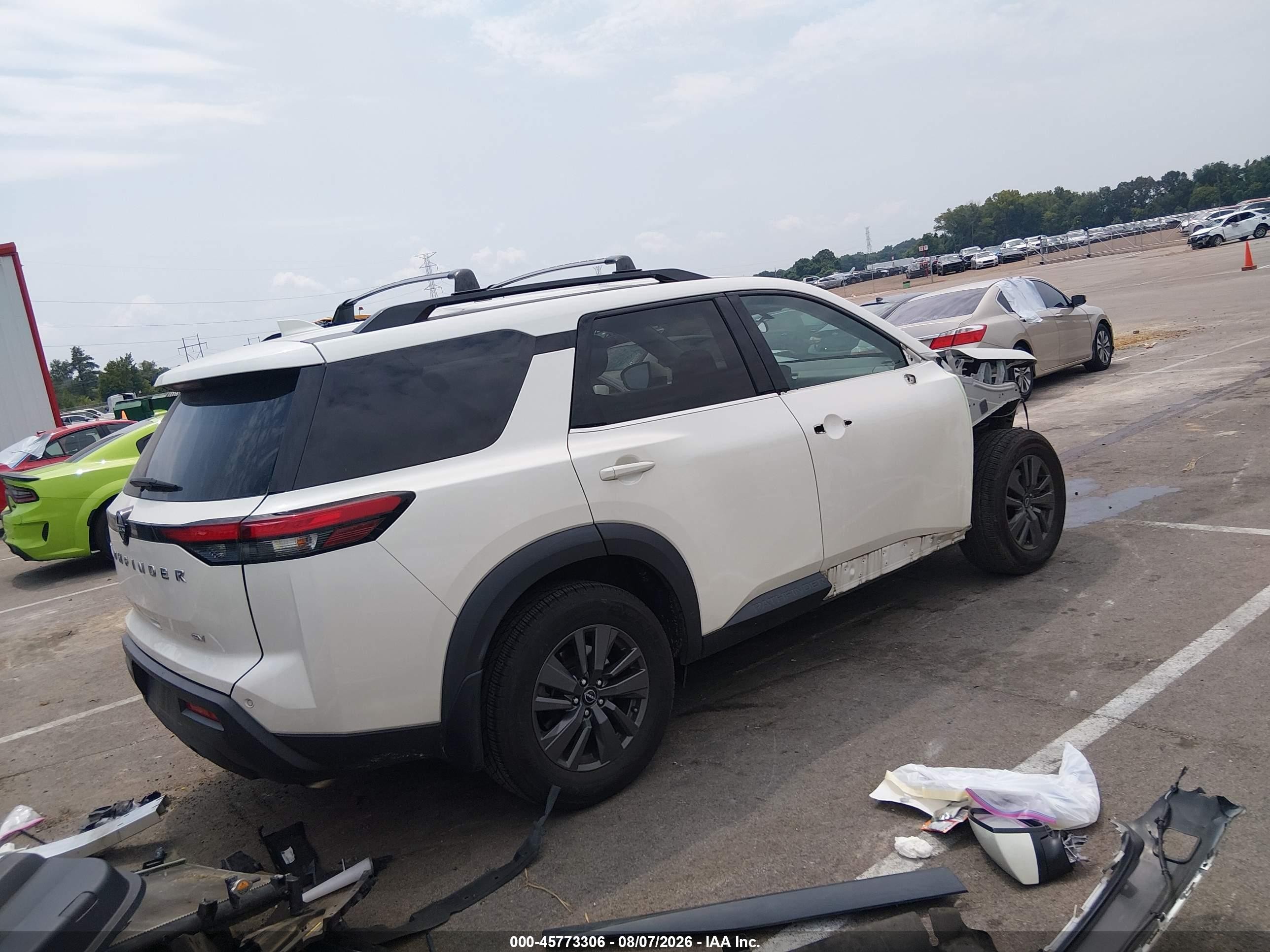 2023 Nissan Pathfinder Sv Fwd White vin: 5N1DR3BA8PC211742