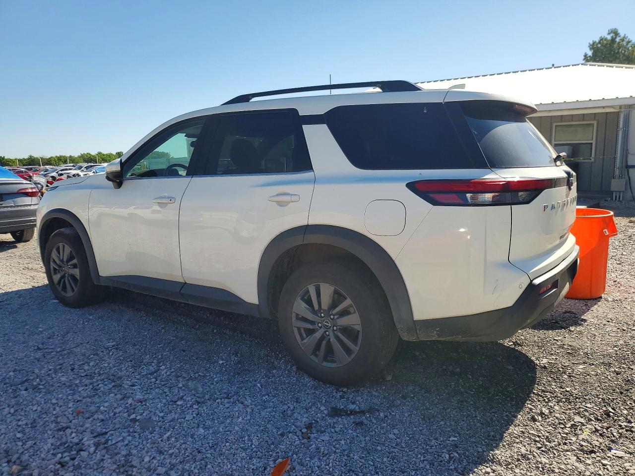 2023 Nissan Pathfinder Sv White vin: 5N1DR3BAXPC236920