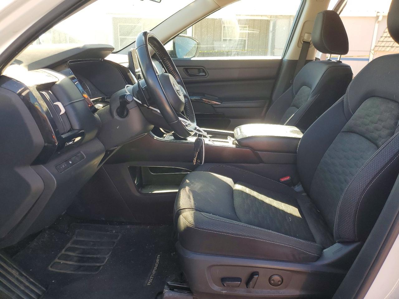 2023 Nissan Pathfinder Sv White vin: 5N1DR3BAXPC236920