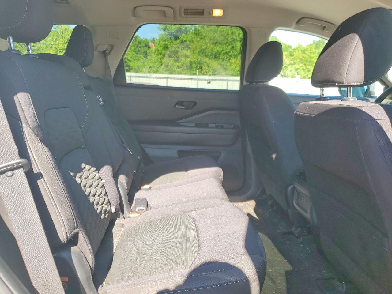 2023 Nissan Pathfinder Sv White vin: 5N1DR3BAXPC236920