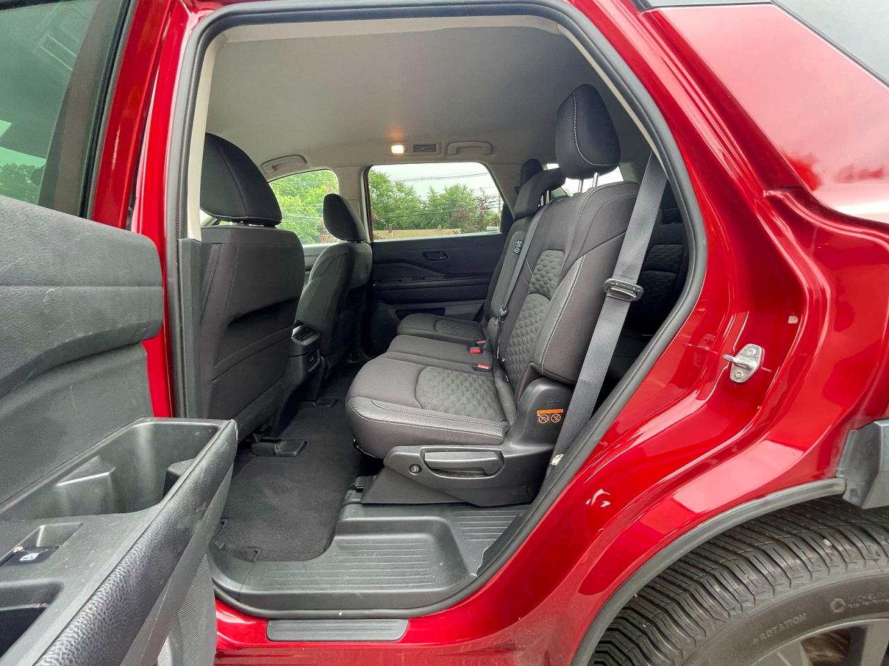 2023 Nissan Pathfinder Sv Red vin: 5N1DR3BC1PC270357